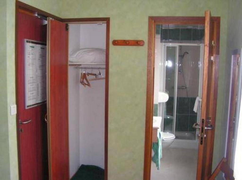 Au P'Tit Quinquin Hotel Le Val-Saint-Père Cameră foto