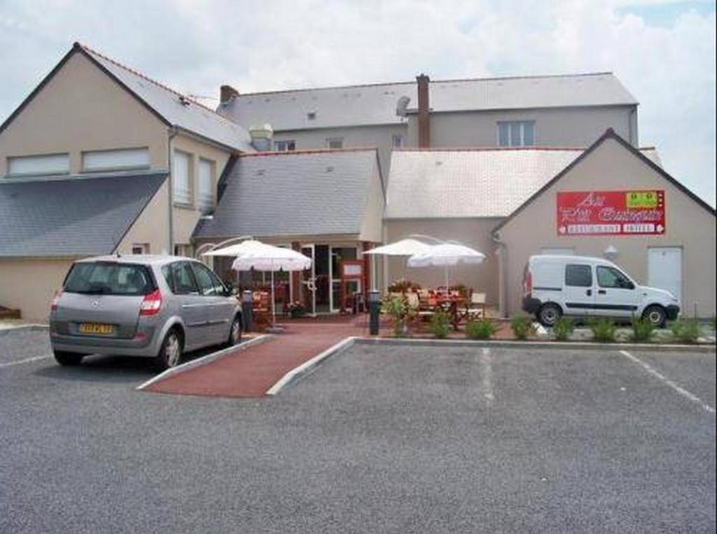 Au P'Tit Quinquin Hotel Le Val-Saint-Père Exterior foto
